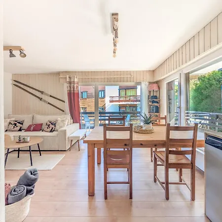 Daire Cosy Centered With Garden And View In Veysonnaz