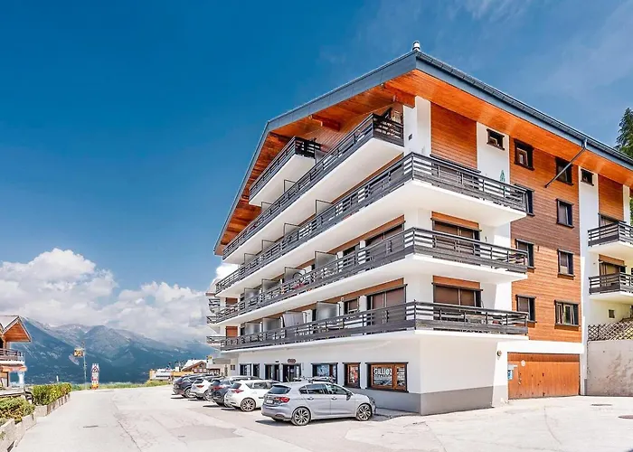 Cosy Centered With Garden And View In Veysonnaz