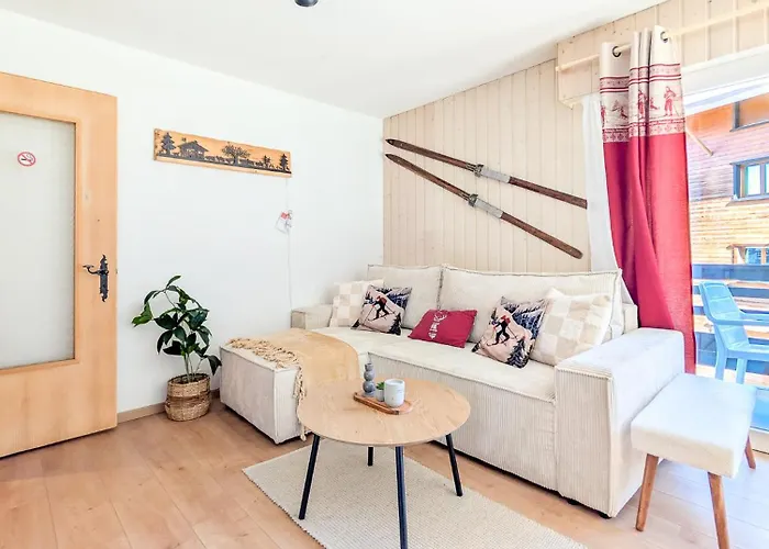 Cosy Centered With Garden And View In 公寓 维松纳