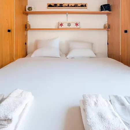 Cosy Centered With Garden And View In 公寓 维松纳