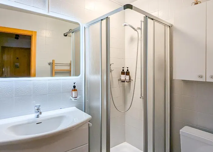 Appartement Cosy Centered With Garden And View In