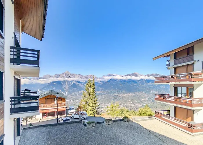 Appartement Cosy Centered With Garden And View In